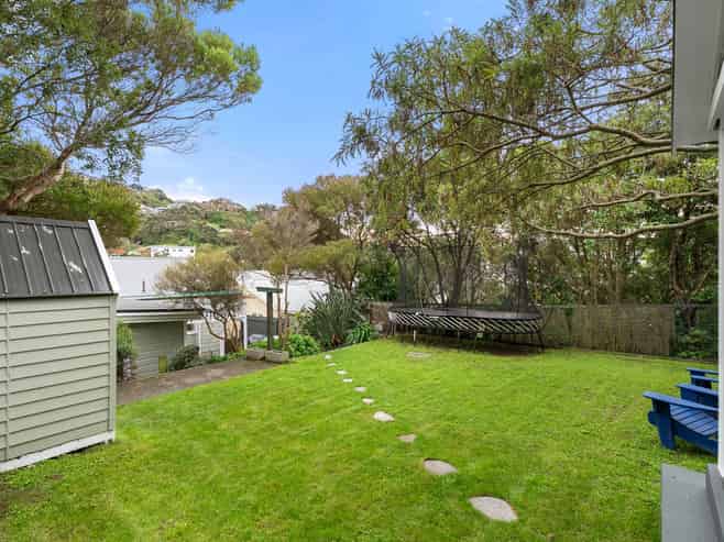 71 Severn Street, Island Bay