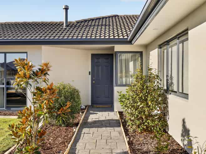 14 Pascoe Drive, Woodend
