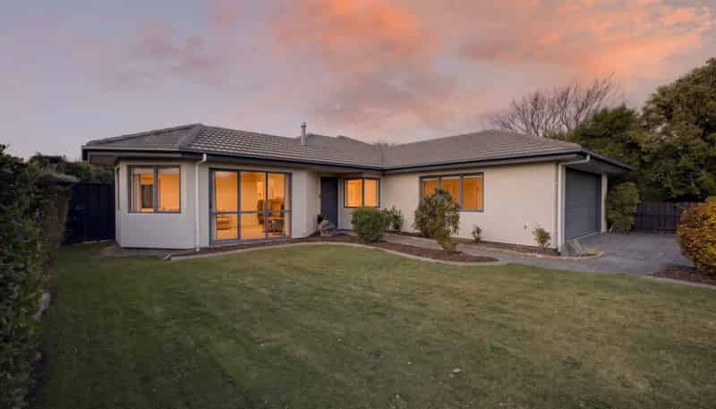14 Pascoe Drive, Woodend