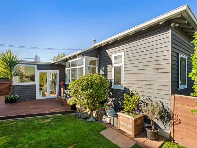 114 Wildberry Street, Woolston