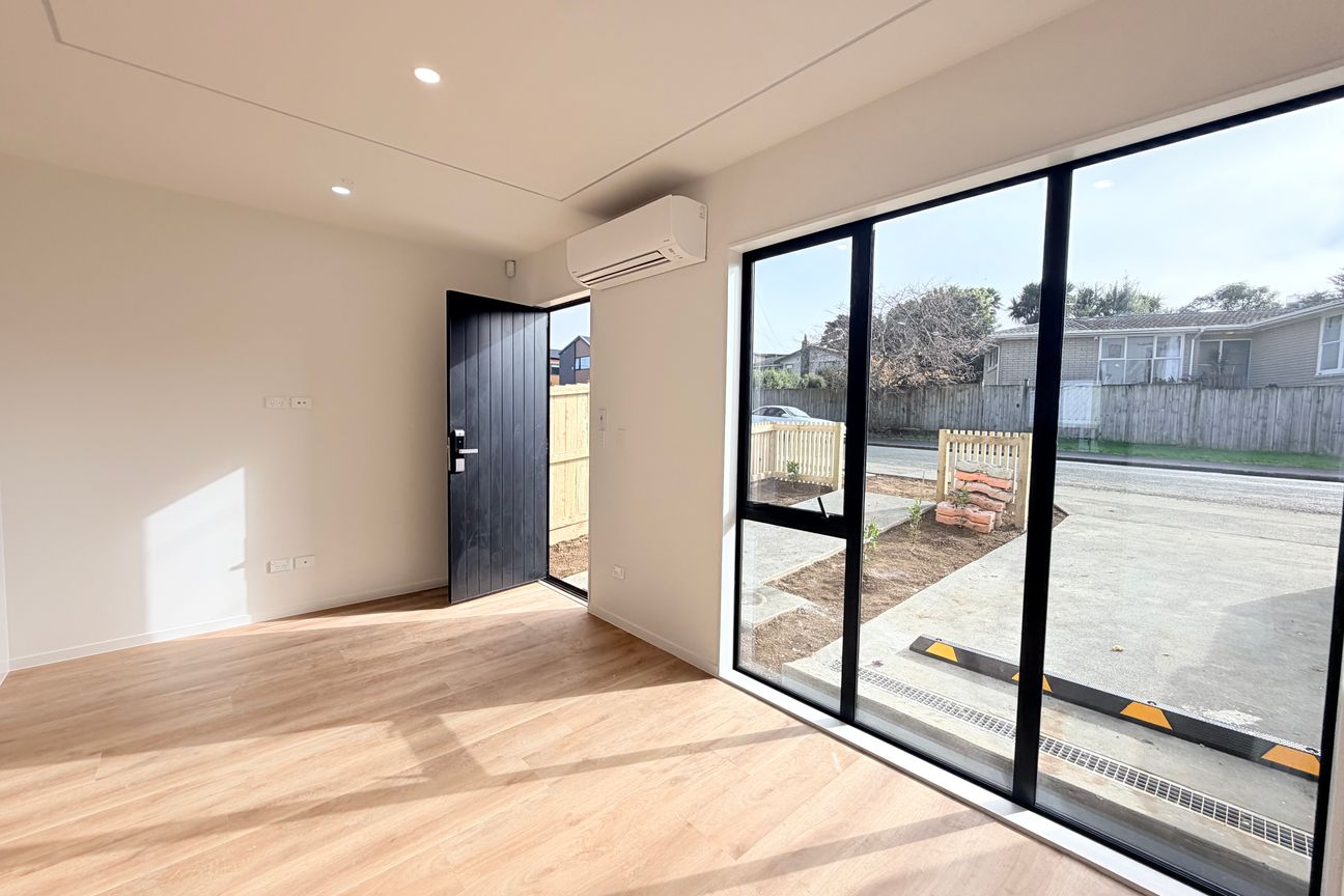 Standalone Brand New + 2 Ensuites + Own Driveway – pohled 3