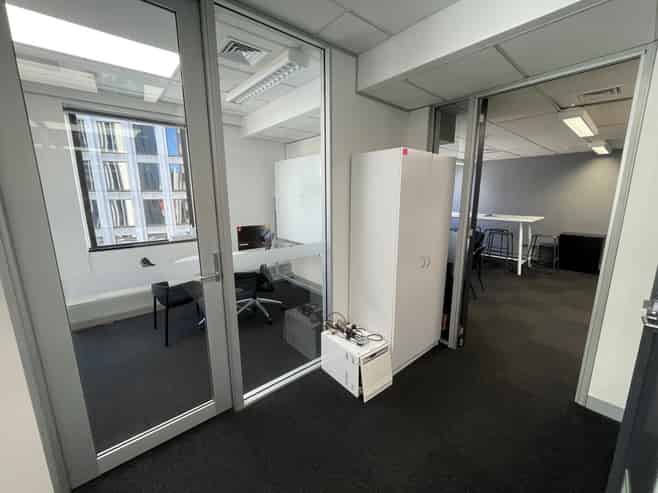 Golden Mile Office Floor - 421sqm
