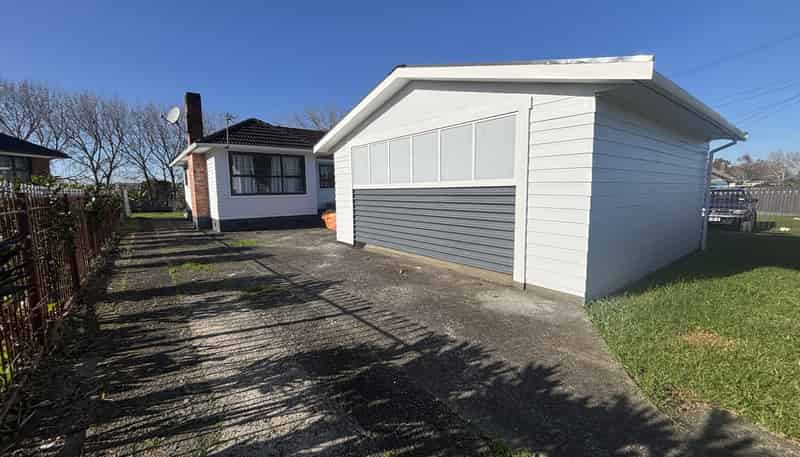 22 Williams Crescent, Otara