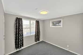 77B Maxwells Line, Awapuni