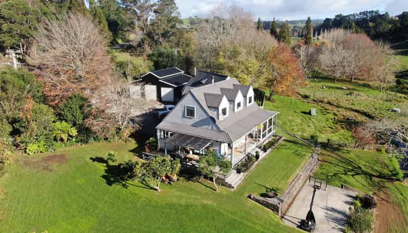 86 Old Highway, Whakamarama