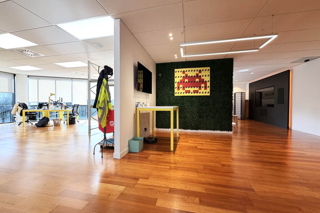 GRAFTON OFFICE WITH FIVE CAR PARKS INCLUDED - Prikaz 6