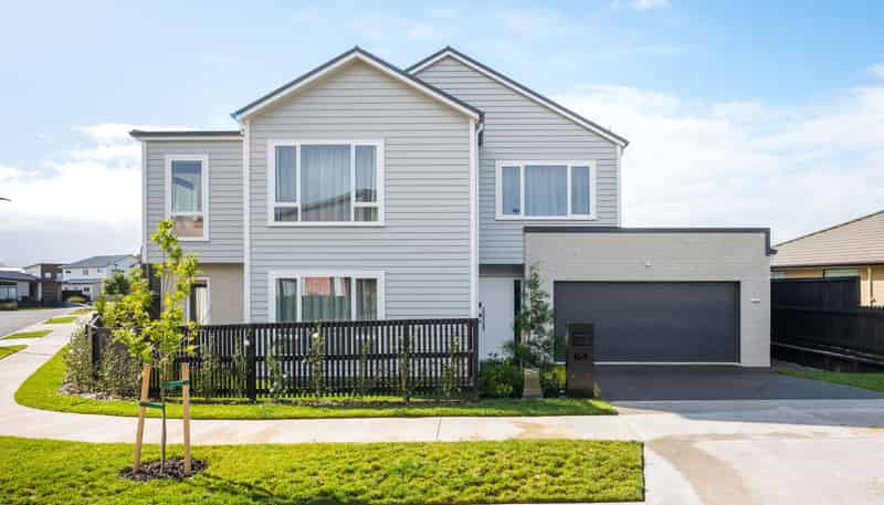 64 Maanihi Drive, Rototuna North
