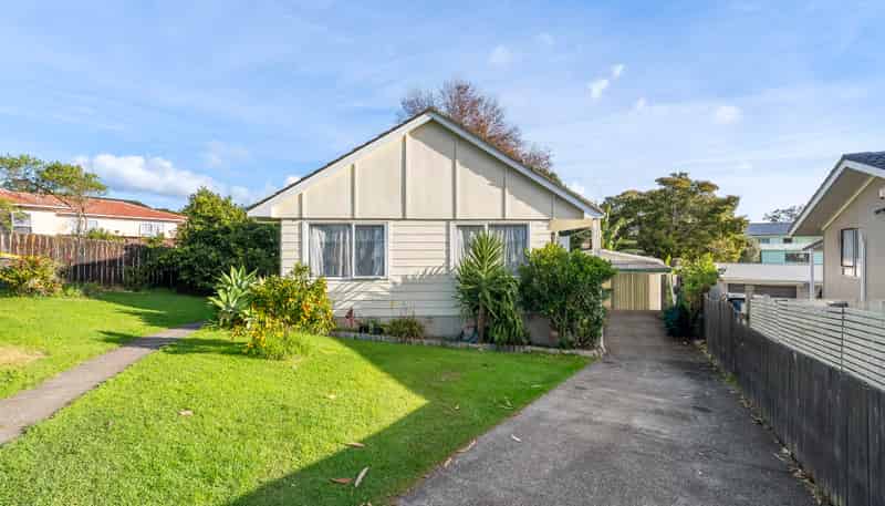 333 Roscommon Road, Clendon Park
