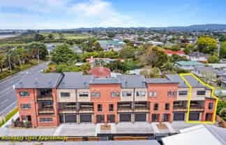 500F Te Atatu Road, Te Atatu Peninsula