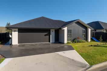 5 Wansford Place, Stoke