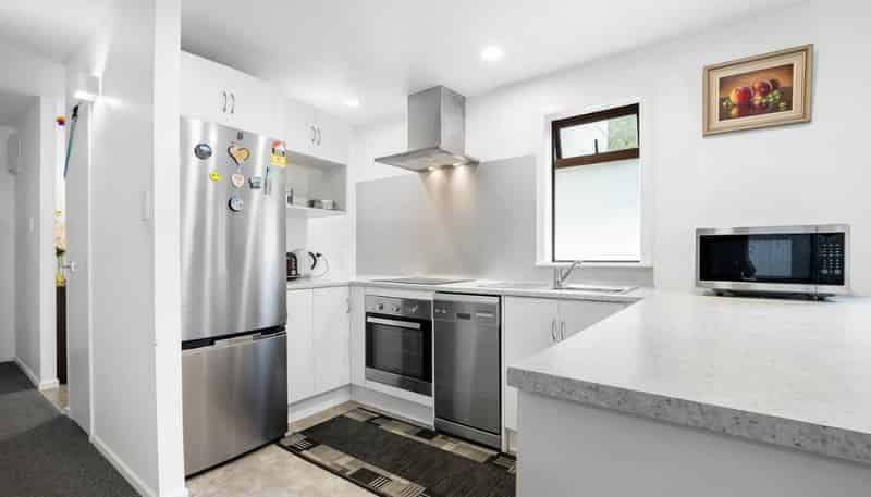 1/17 Coyle Street , Sandringham