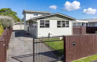14 Harvard Grove, Upper Hutt