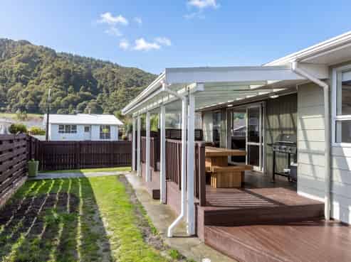 14 Harvard Grove, Totara Park