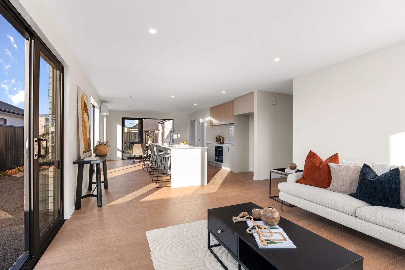 Exceptional Living and Lifestyle - Więcej