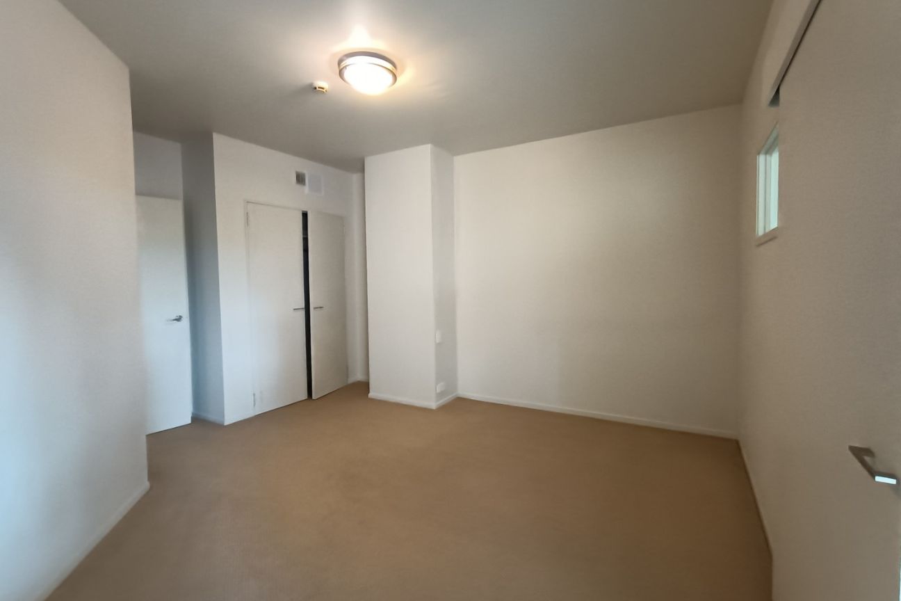 Large 2 Bedroom City Apartment - Vista 4