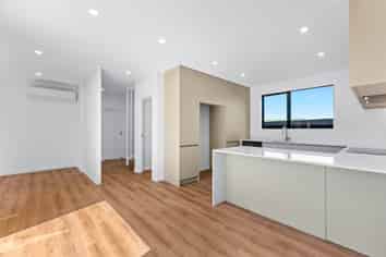 135D Leybourne Circle, Glen Innes
