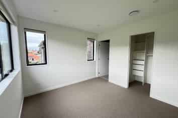 135D Leybourne Circle, Glen Innes