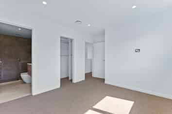 135D Leybourne Circle, Glen Innes