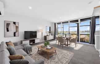 1/22 Church Crescent, Panmure