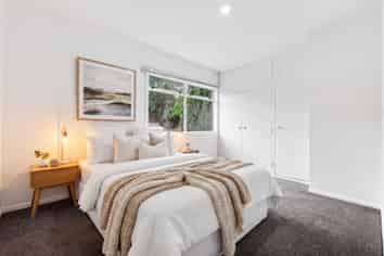 1/22 Church Crescent, Panmure