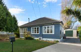 52 Riley Crescent, Woolston