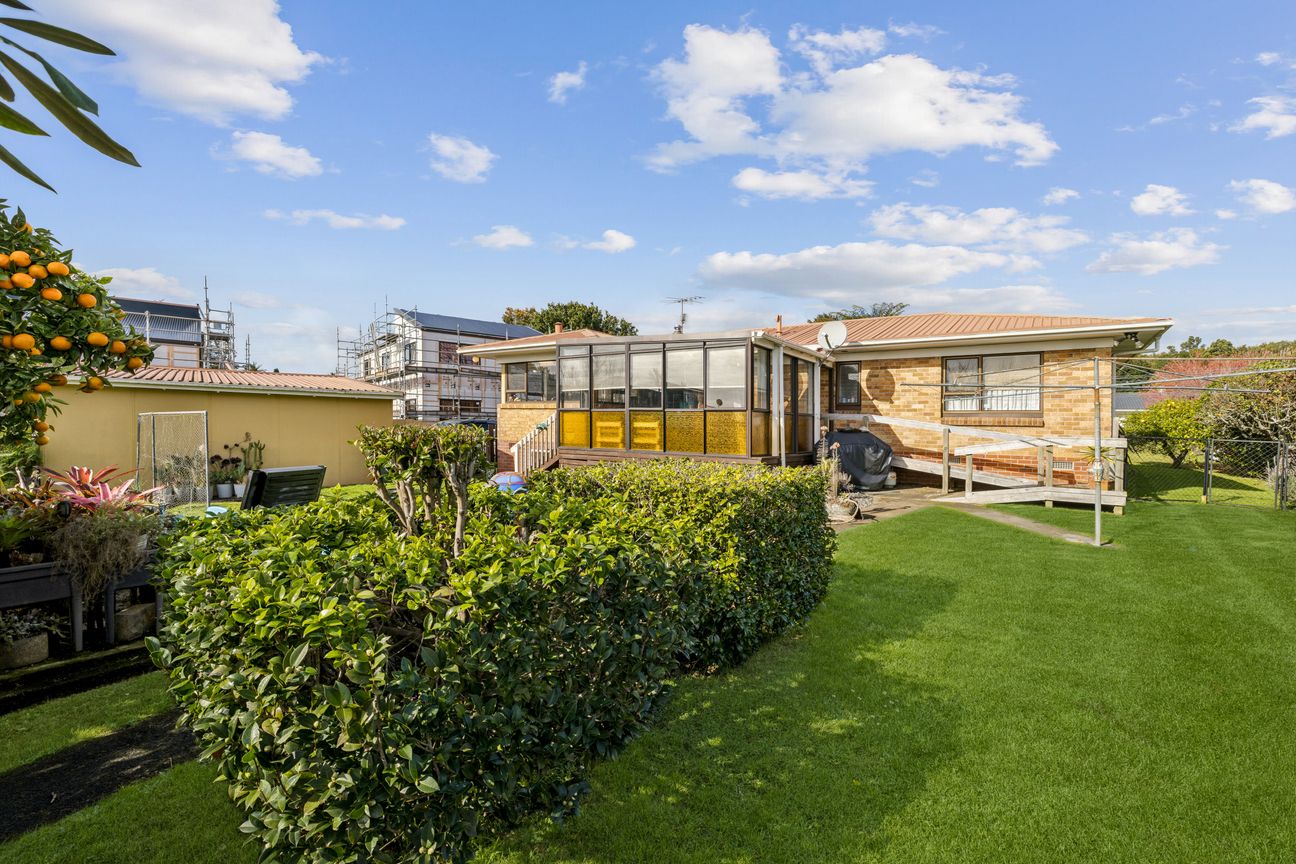 Renovate, Invest, Opportunity Awaits - Widok 4