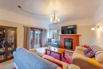 194 Le Cren Street, Seaview