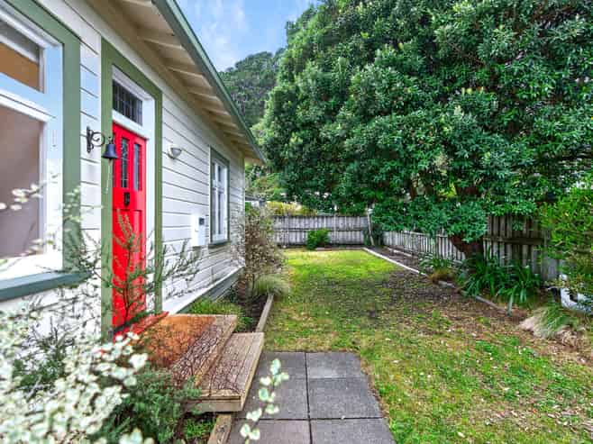 2 Ngaio Street, Eastbourne