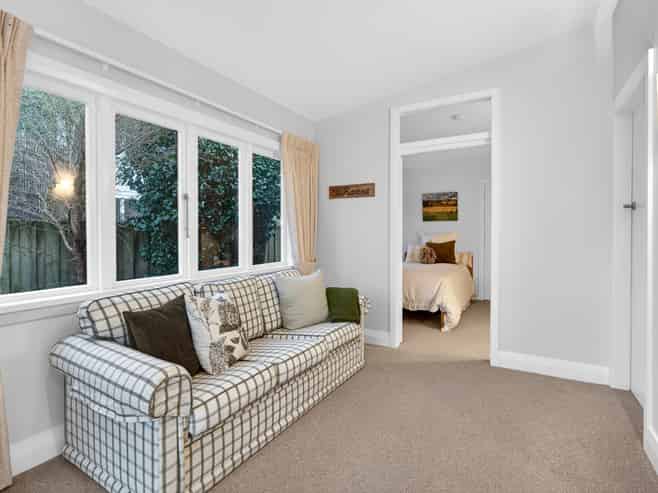 2 Ngaio Street, Eastbourne