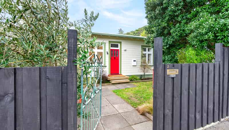 2 Ngaio Street, Eastbourne