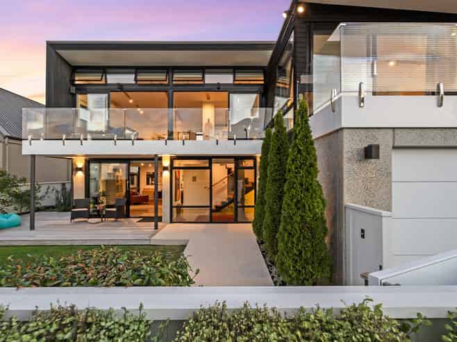 2/1 Tokomaru Street, Orakei
