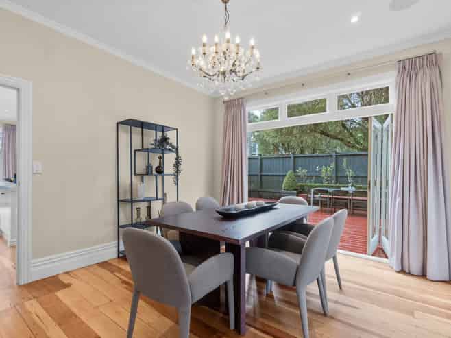 6 Lewin Road, Epsom