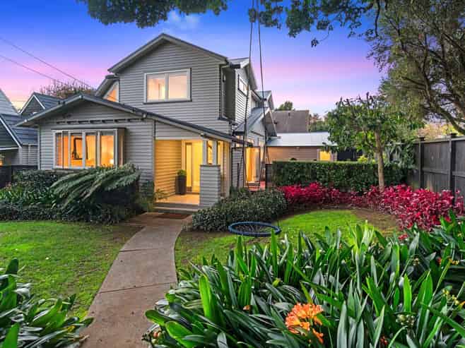 6 Lewin Road, Epsom