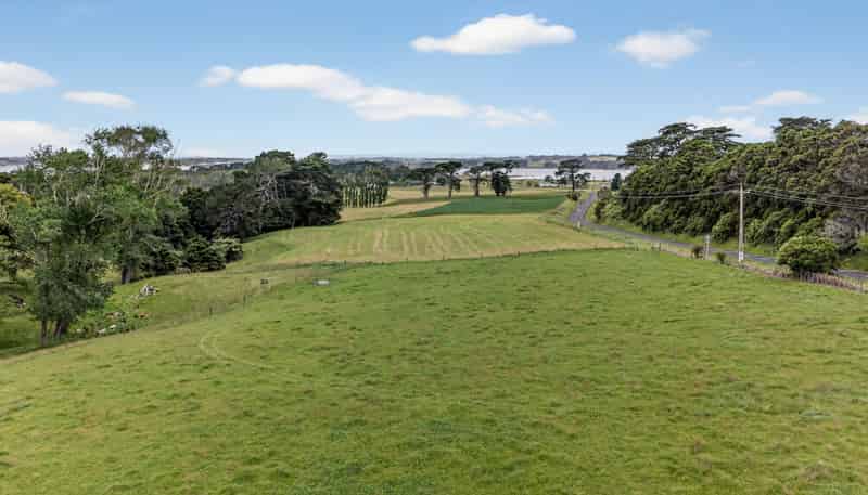 00 Awhitu Road, Waiuku