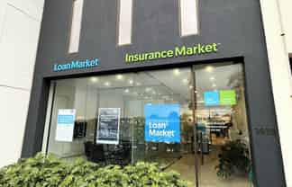 A RARE REMUERA OFFICE
