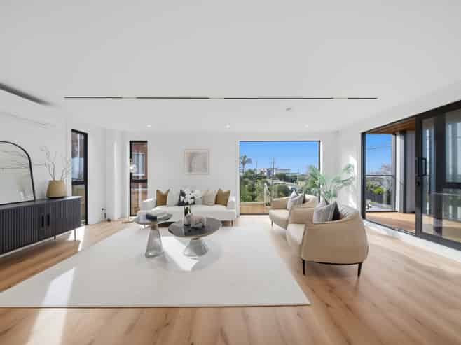 2 Rangitoto Terrace, Milford
