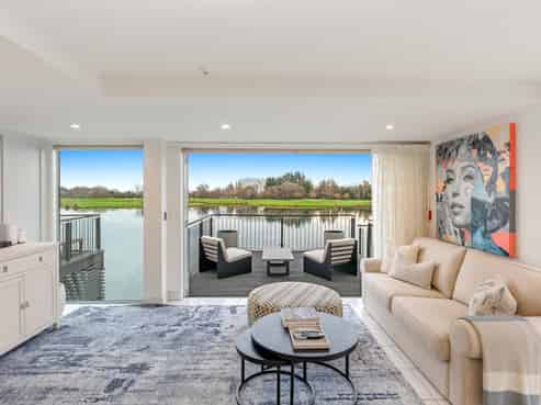 17/1 Rotoiti Lane, Northwood