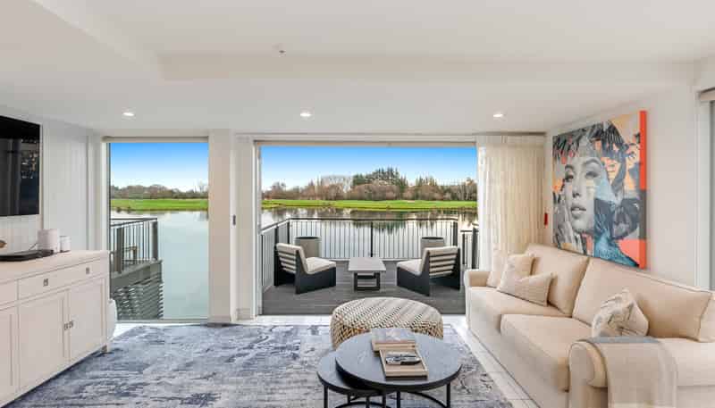 17/1 Rotoiti Lane, Northwood