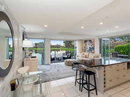 17/1 Rotoiti Lane, Northwood