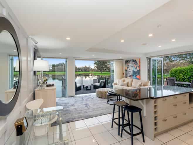 17/1 Rotoiti Lane, Northwood