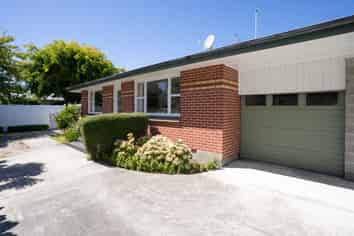 2/10 Bretts Road, Saint Albans