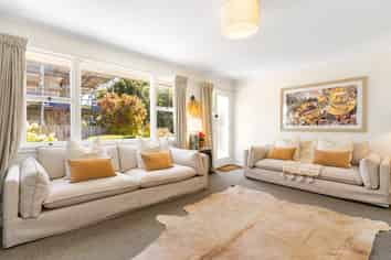 2/10 Bretts Road, Saint Albans