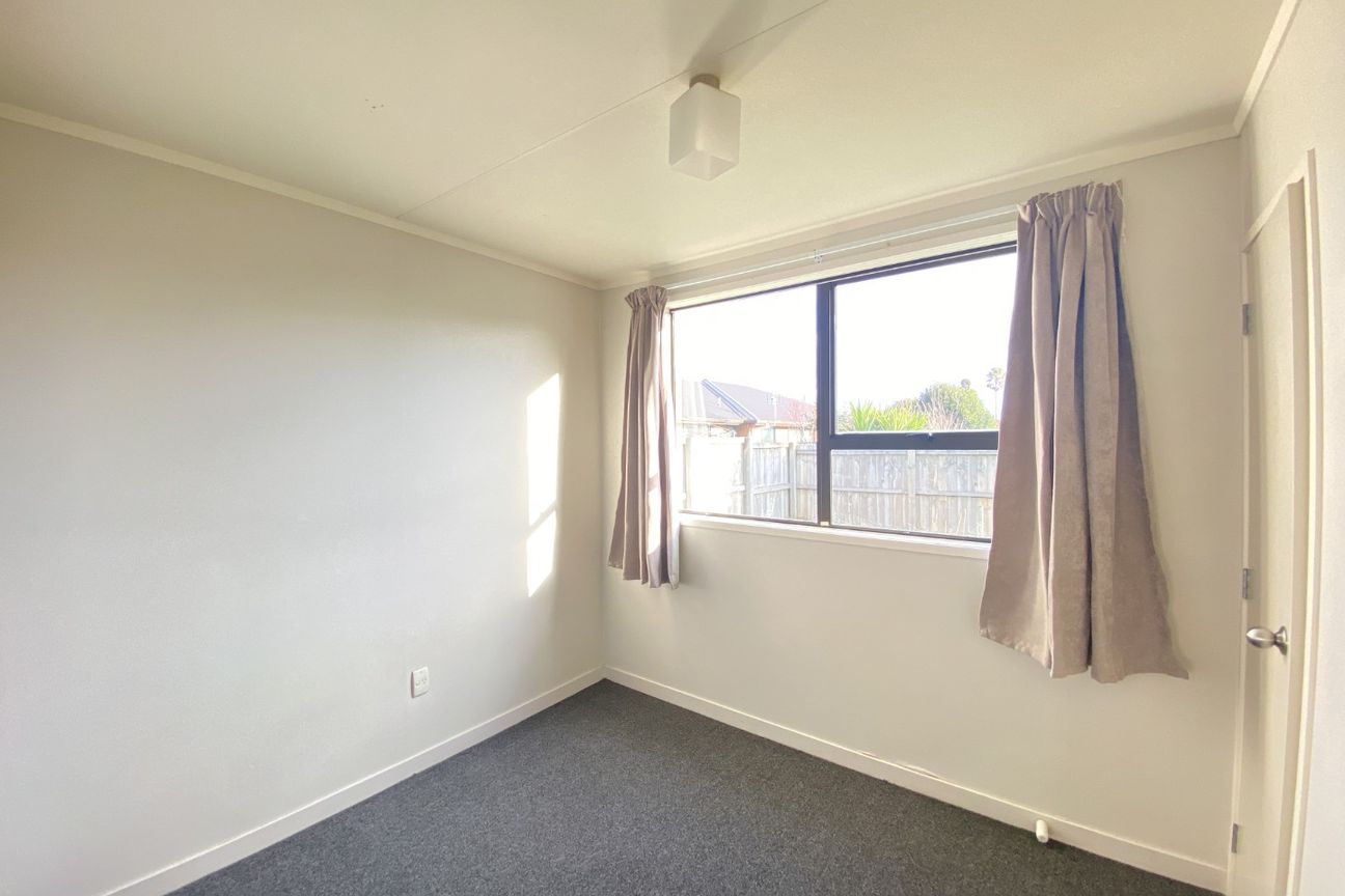 Lovely Three Bedroom Home - Altro