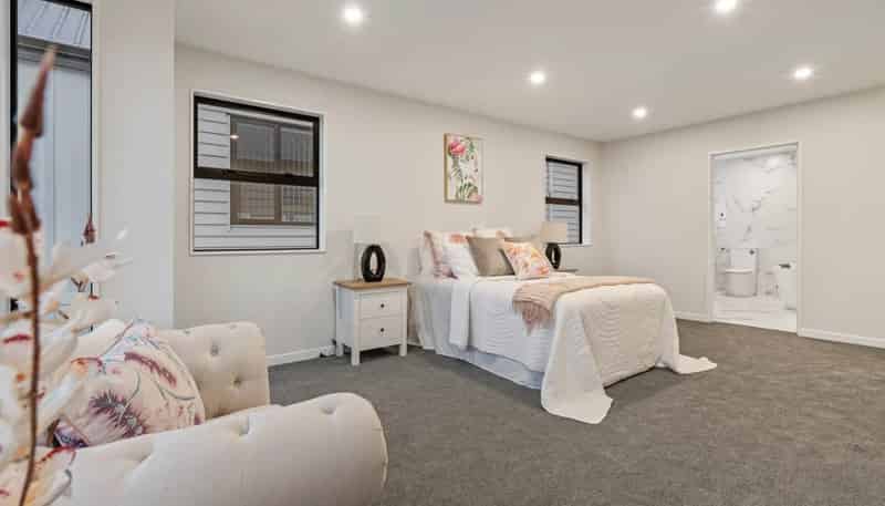 12 Woodacre Street, Flat Bush