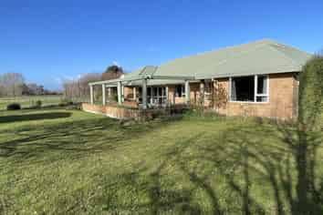 77 Johnstone Street, Tinwald