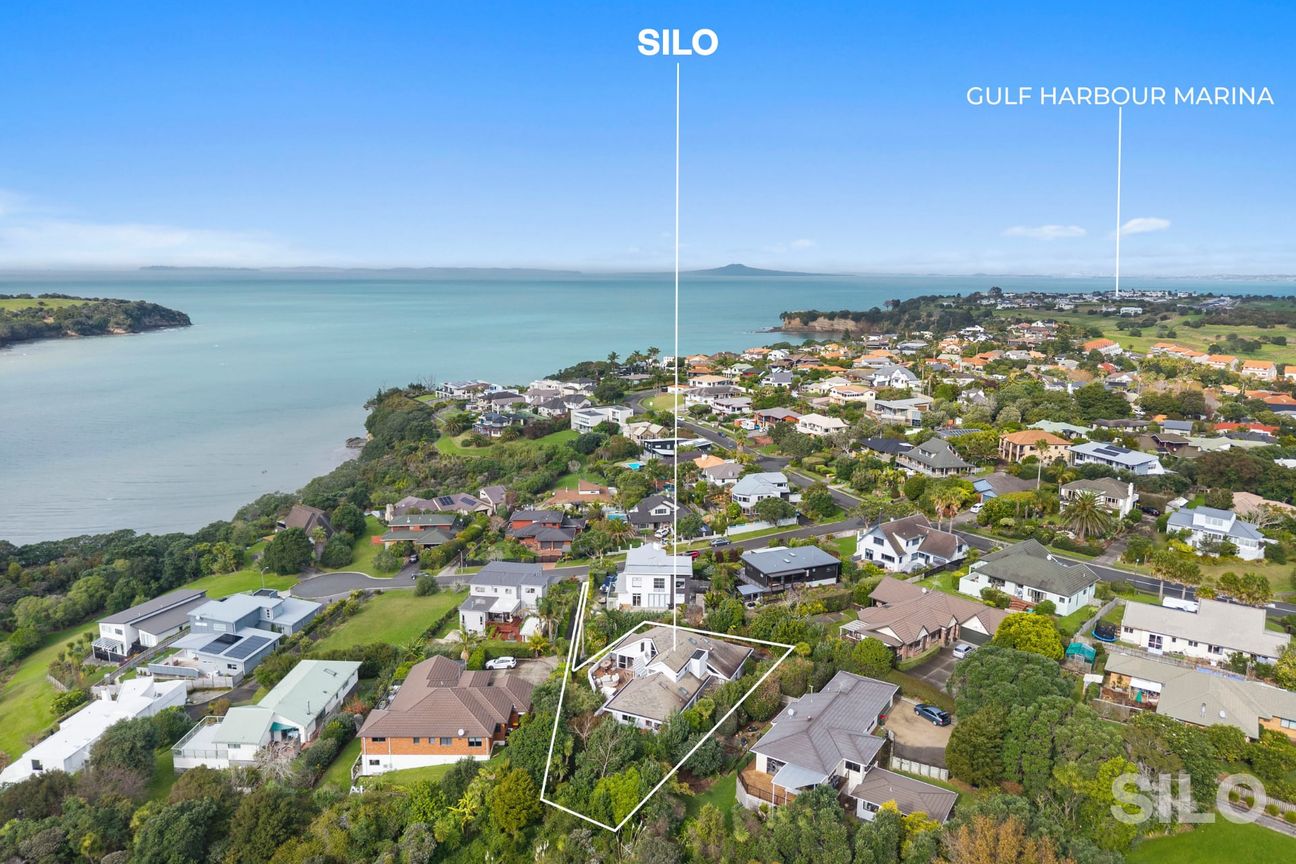 Elevated Coastal Living in Okoromai Bay – pohled 2