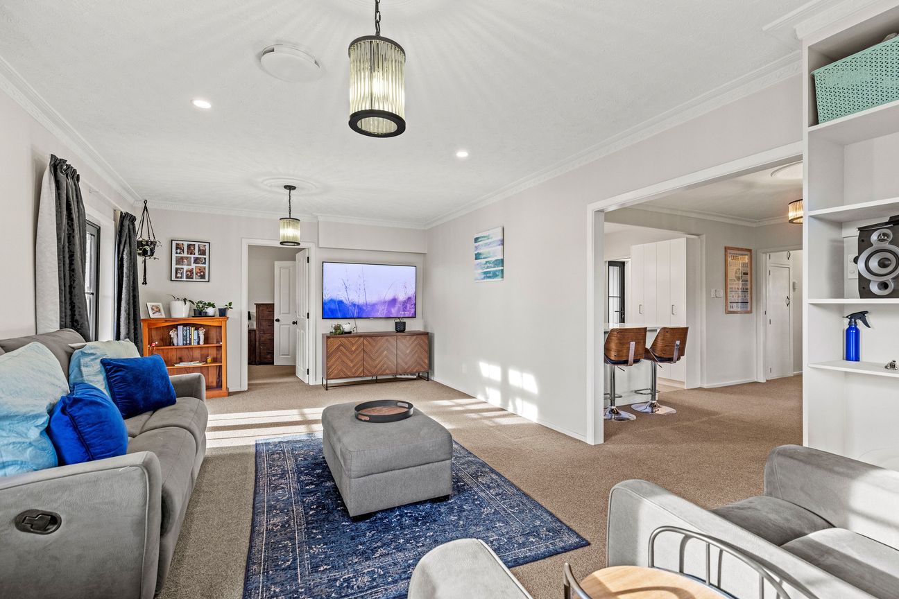 Built for Family, Positioned for Lifestyle! - Widok 6