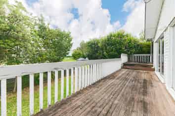 14 Laurel Street, Mount Albert