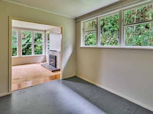 27 Pencarrow Crescent, Wainuiomata