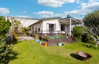 44 McIntyre Road, Mangere Bridge
